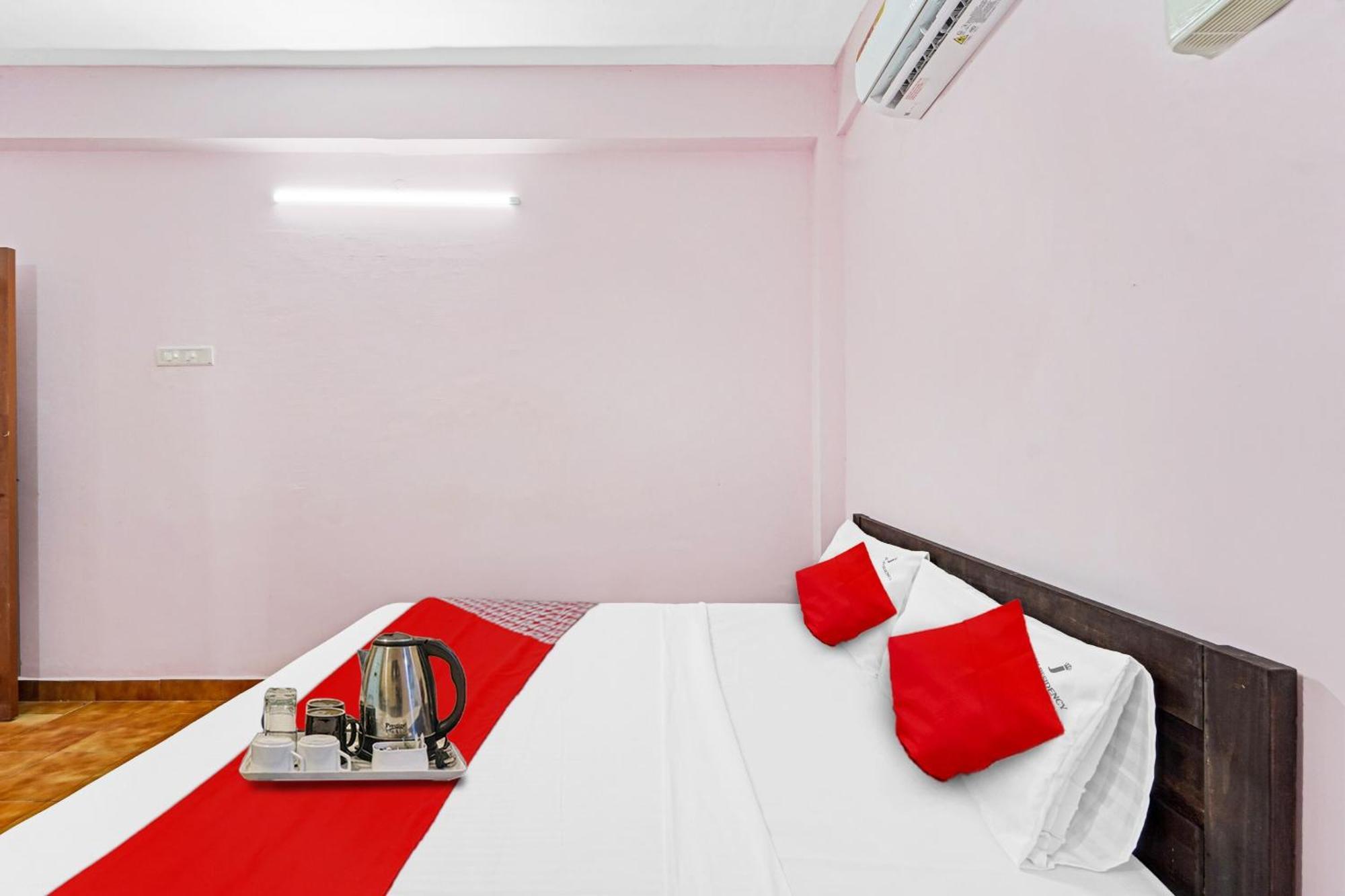 Hotel O Karapakkam, Chennai Extérieur photo